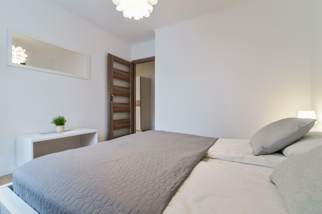 Ltc Apartments Malczewskiego Centrum Danzica Esterno foto
