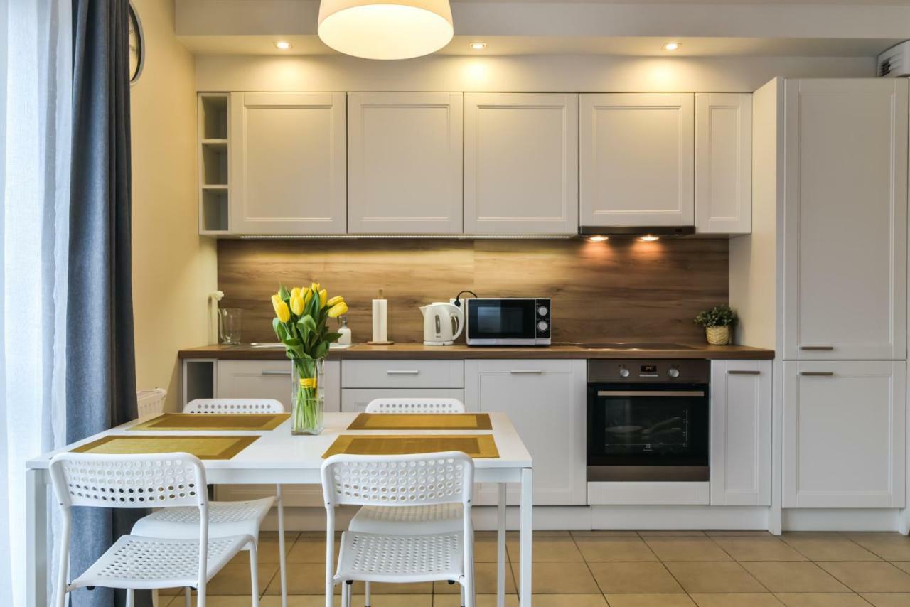 Ltc Apartments Malczewskiego Centrum Danzica Esterno foto