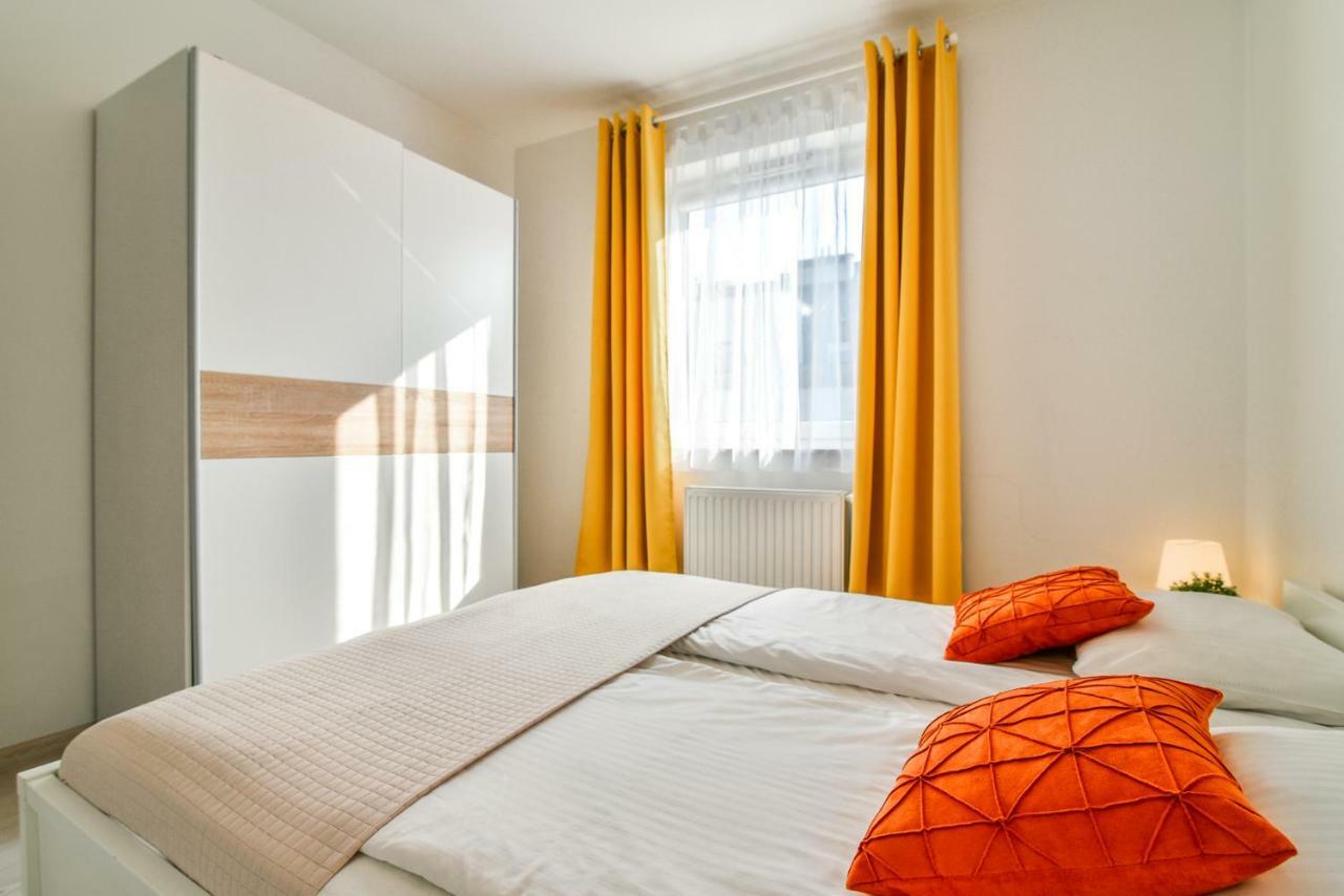 Ltc Apartments Malczewskiego Centrum Danzica Esterno foto